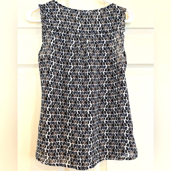 GAP sleeveless tie blouse - Picture 9 of 9
